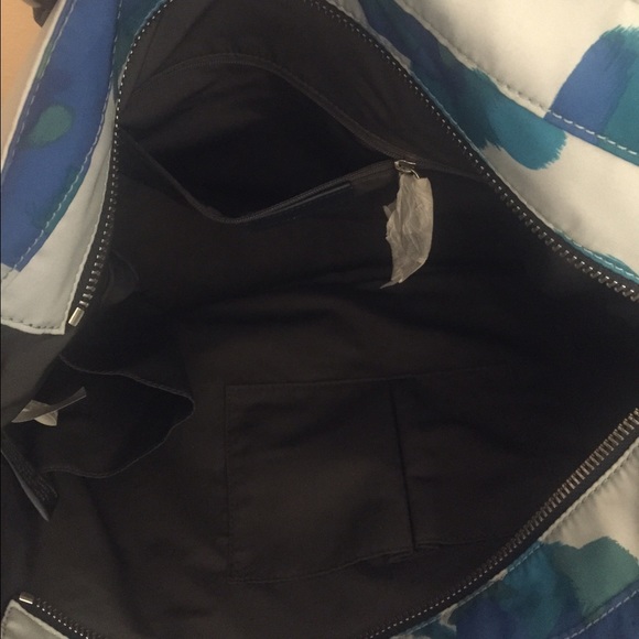 🎉SALE🎉🍼BNWT Marc Jacobs floral diaper/ baby bag - Picture 2 of 4