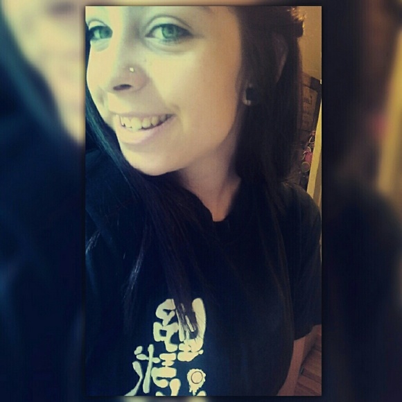 Meet your Posher, Kaylee - Picture 1 of 1