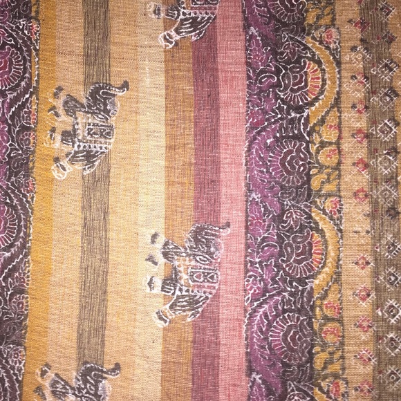 TAPESTRY - Picture 2 of 3