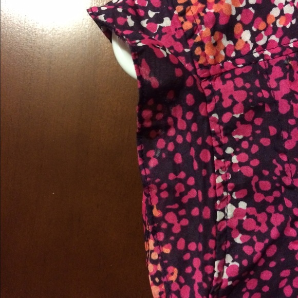 Sleeveless Ruffled Top - Picture 3 of 3