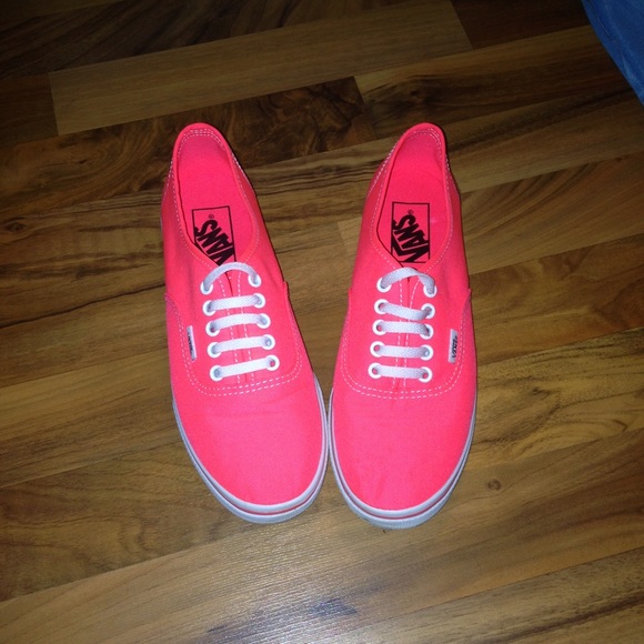 Hot pink vans size 6.5