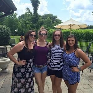 Meet your Posher, Kayla