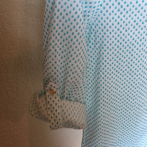 Blue button down shirt - Picture 3 of 3