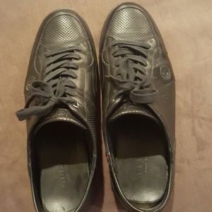 MEN GUCCI SNEAKERS