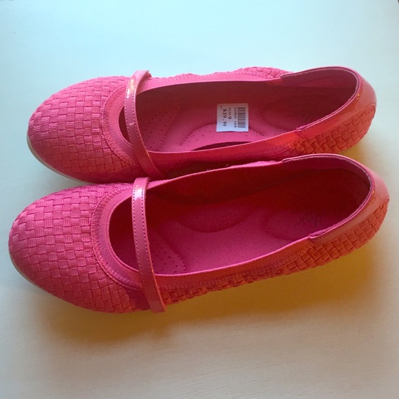 Cute comfortable pink shoes - worn 1x