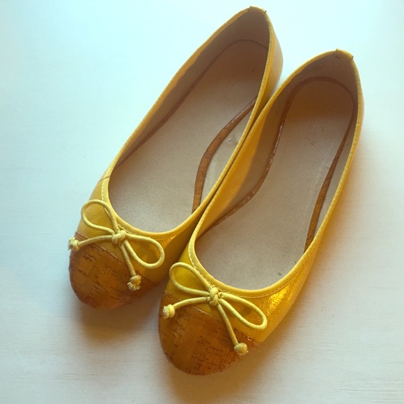 Cap toe yellow flats