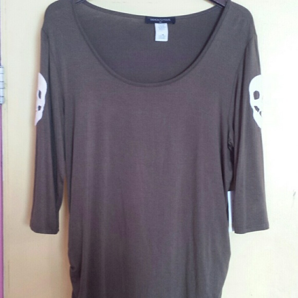 fashion to figure Tops - Plus size skull shirt