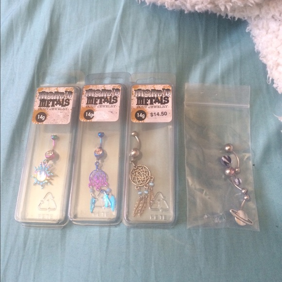 Set of belly rings