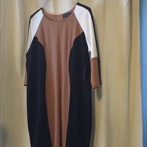 Color block dress perfect for fall