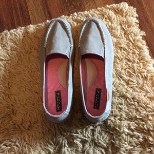 Sperry light gray boat shoes