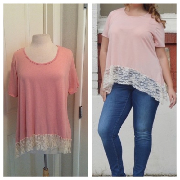 Tops - NWOT- Light pink lace top (2X)
