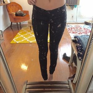 Low rise skinny pants