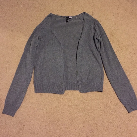 Grey cardigan
