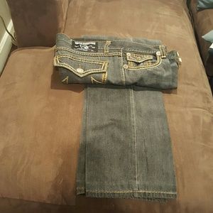 TRUE RELIGION JEANS