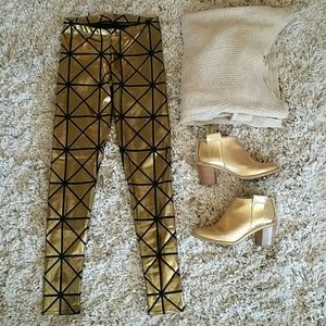 Black Milk Gold Pyramids leggings M