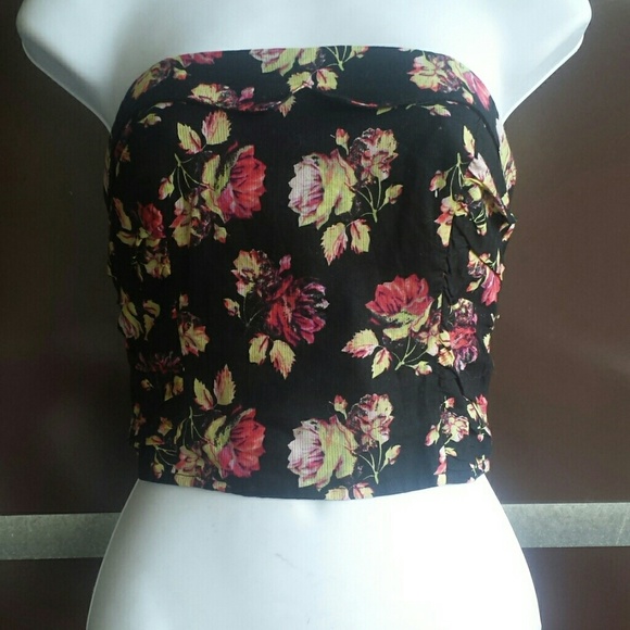 Kimchi Blue Black Floral Bustier Top Size M - Picture 2 of 4