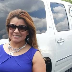 Meet your Posher, Cynthia