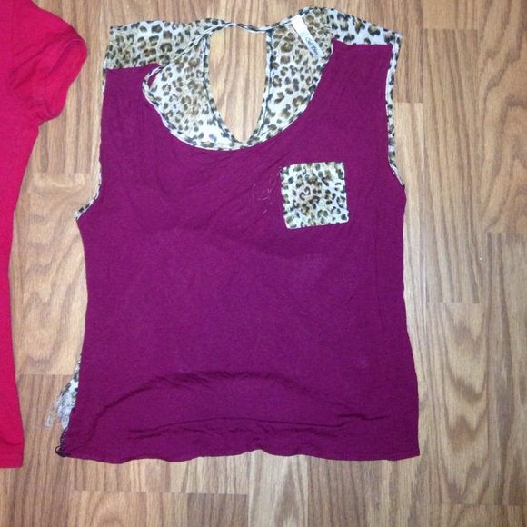 burgundy crop top