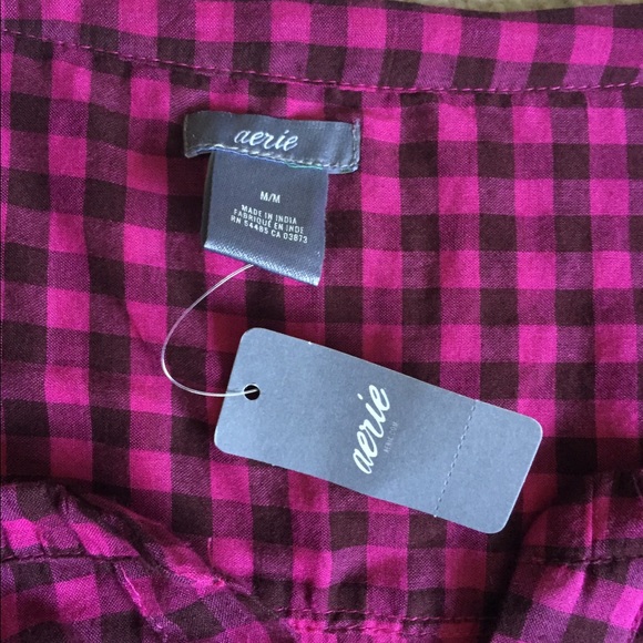 Aerie Plaid Shirt. Magenta. Size medium. - Picture 2 of 4