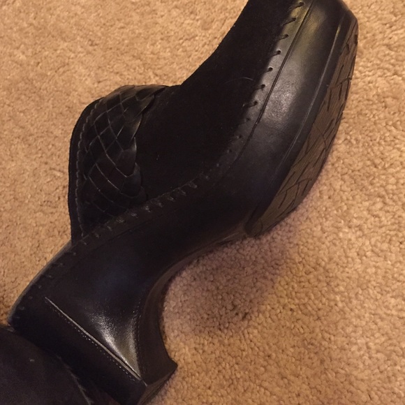 Black clogs - Picture 3 of 4