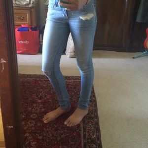 Abercrombie Jeans (Light blue)