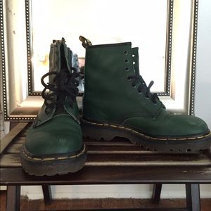 Dr. Martens forest green boot