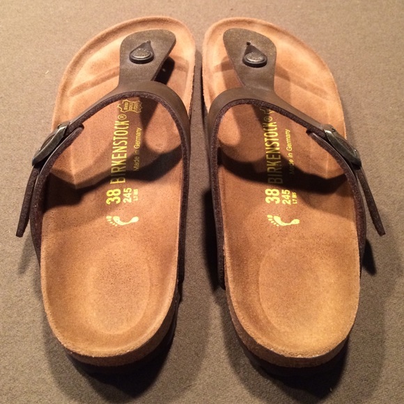 Birkenstock Bronze Gizeh Sandals 38 / 8 Like New - Picture 2 of 4