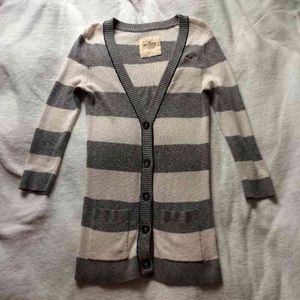 Hollister cardigan