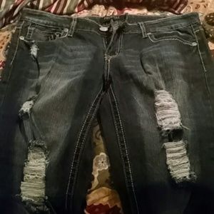 Premiere Rue 21 skinny distressed jeans