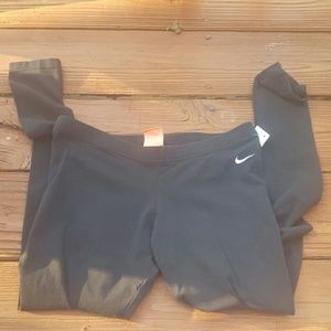 black nike leggings