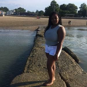 Meet your Posher, Kaelyn