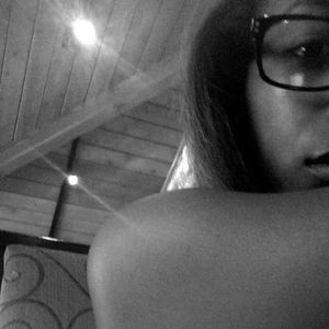 Meet your Posher, Simone