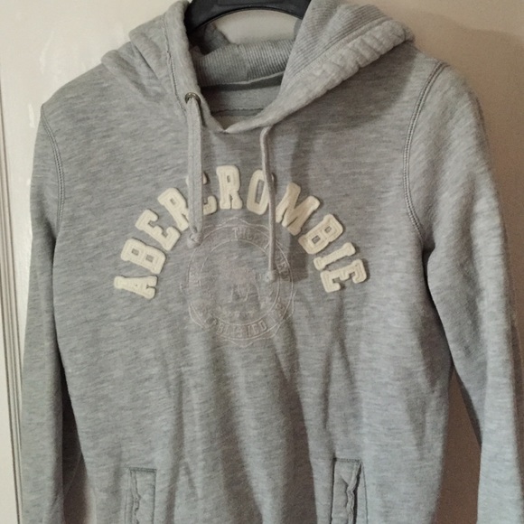 Sweatshirt - Picture 3 of 3