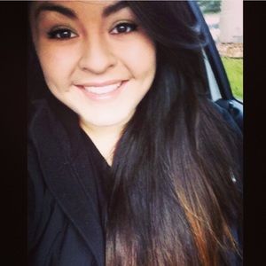 Meet your Posher, Nikki