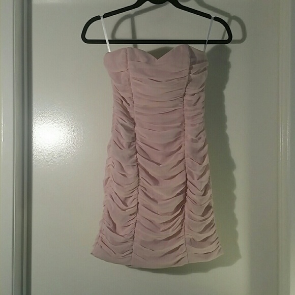 H&M Dresses & Skirts - NWT Beautiful Blush H&M Cocktail Dress Size 4