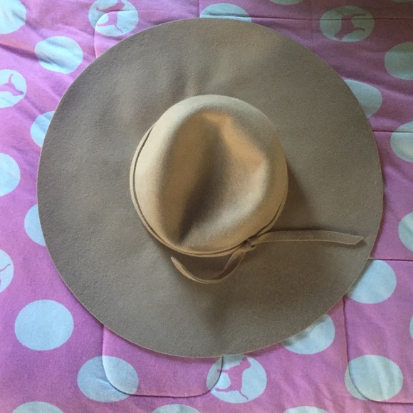 LF Accessories - Floppy hat