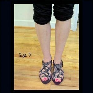 black studded gladiator sandals nwob