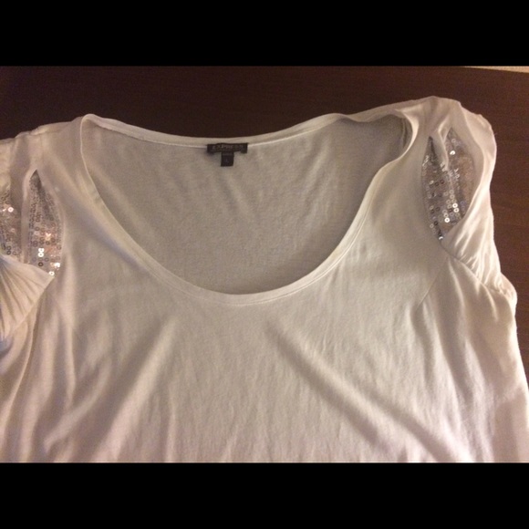 Express tshirt