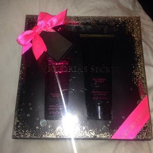 NWT Victoria secret gift set