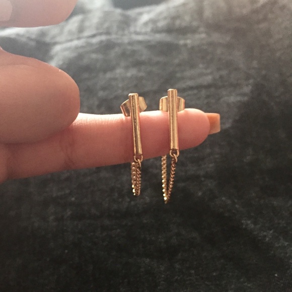Earrings - Picture 3 of 4