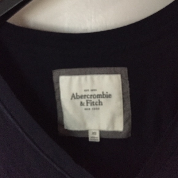 Shirt - Picture 2 of 3