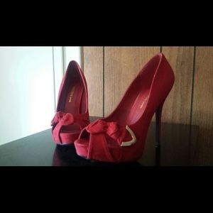 Woman's red and gold suede heels!