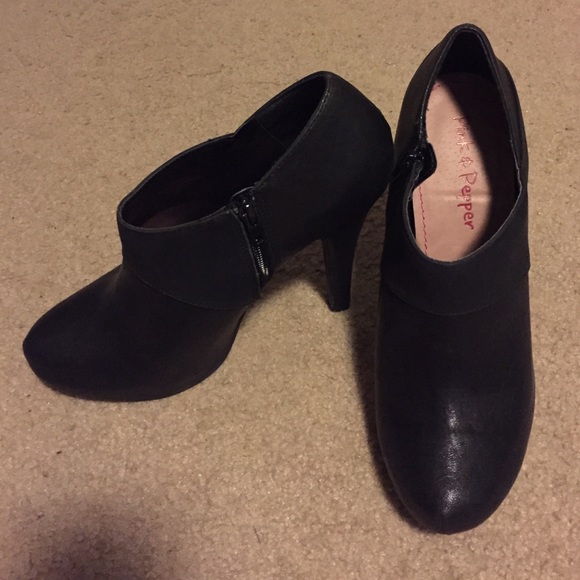 Black ankle boot heel