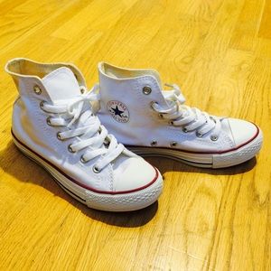 NWOT White Converse High Top
