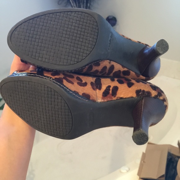 Shoes - Picture 3 of 3