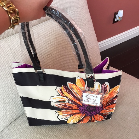 Bag - Picture 2 of 3