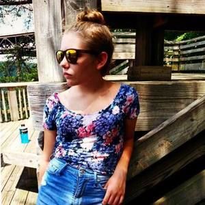 Meet your Posher, Natalie