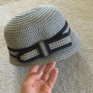 100% straw sassy hat