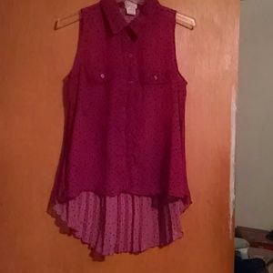 Sheer Burgundy sleeveless pleated back