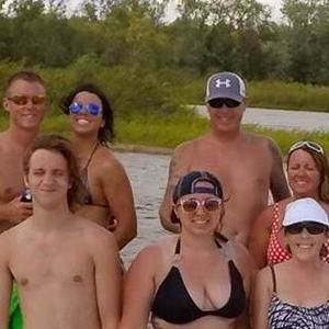 Meet your Posher, Rhonda